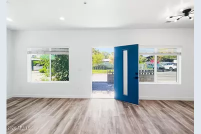4202 N 10th Street #4, Phoenix, AZ 85014 - Photo 1