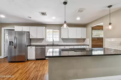 4652 E Vernon Avenue, Phoenix, AZ 85008 - Photo 1