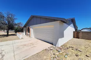 4142 W Sunnyside Ave, Phoenix, AZ 85029 - Photo 1