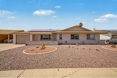 11208 N 105th Avenue, Sun City, AZ 85351 - Photo 1