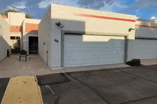 9201 N 47th Dr, Glendale, AZ 85302 - Photo 1