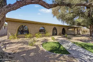 3734 E Montecito Ave, Phoenix, AZ 85018 - Photo 1
