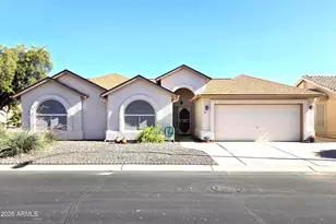 1611 E Hazeltine Way, Chandler, AZ 85249 - Photo 1