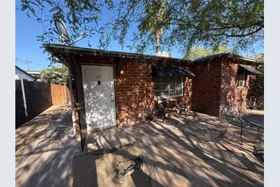 41 E Woodward Drive #Front Unit, Phoenix, AZ 85004 - Photo 1
