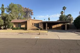 2417 E Yucca St, Phoenix, AZ 85028 - Photo 1