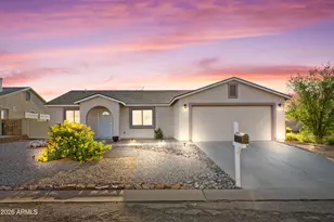 117 Buffalo Dr, Huachuca City, AZ 85616 - Photo 1