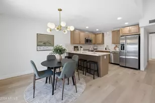 3033 N 39th St, Phoenix, AZ 85018 - Photo 1