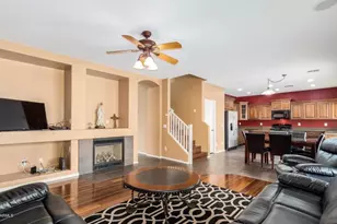 14586 W Mauna Loa Ln, Surprise, AZ 85379 - Photo 1