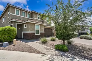 13627 S 45th St, Phoenix, AZ 85044 - Photo 1