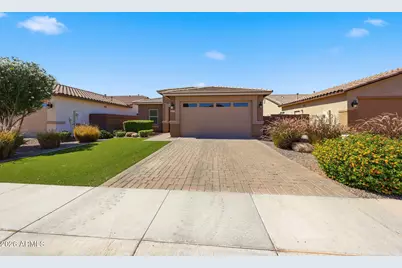 1177 W Joshua Tree Avenue, San Tan Valley, AZ 85140 - Photo 1