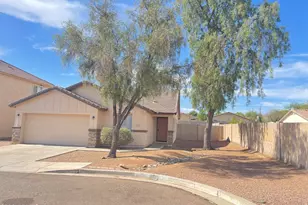 915 W Bowker St, Phoenix, AZ 85041 - Photo 1