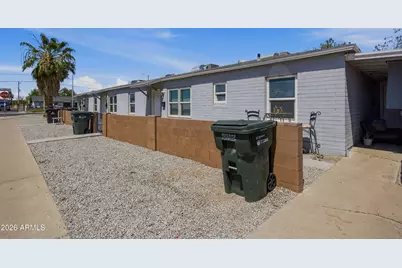 907 N 22nd Place #Apt 3, Phoenix, AZ 85006 - Photo 1