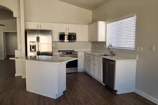 4740 E Dry Creek Rd, Phoenix, AZ 85044 - Photo 1