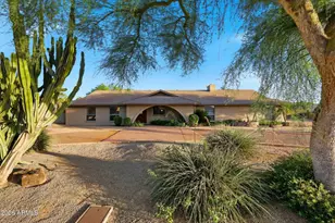 7417 W Grovers Ave, Glendale, AZ 85308 - Photo 1