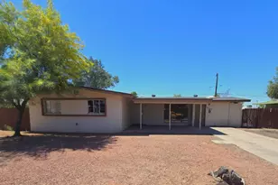 5717 W Heatherbrae Dr, Phoenix, AZ 85031 - Photo 1