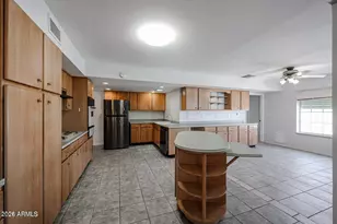 1740 E Camino del Santo, Phoenix, AZ 85022 - Photo 8