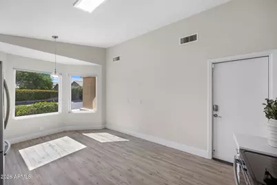 18809 N 43rd Place, Phoenix, AZ 85050 - Photo 22