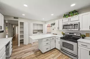 7814 N 21st Ln, Phoenix, AZ 85021 - Photo 2