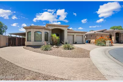 3002 N 50th Street, Phoenix, AZ 85018 - Photo 1