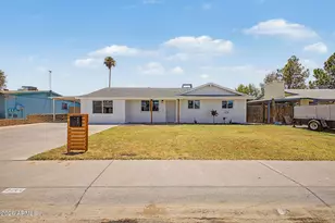 7149 W Wilshire Dr, Phoenix, AZ 85035 - Photo 1