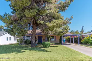 2216 E Weldon Ave, Phoenix, AZ 85016 - Photo 1