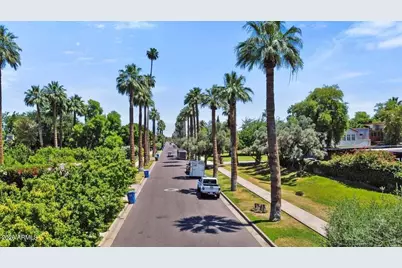 302 E Monte Vista Road #B1, Phoenix, AZ 85004 - Photo 18