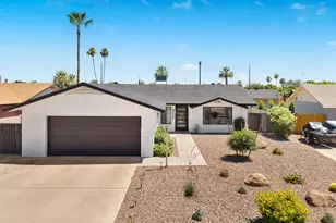8525 E Bonnie Rose Ave, Scottsdale, AZ 85250 - Photo 1
