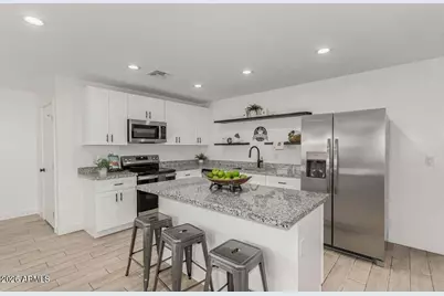 5236 S 13th Place, Phoenix, AZ 85040 - Photo 1