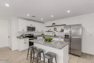 5236 S 13th Pl, Phoenix, AZ 85040 - Photo 1
