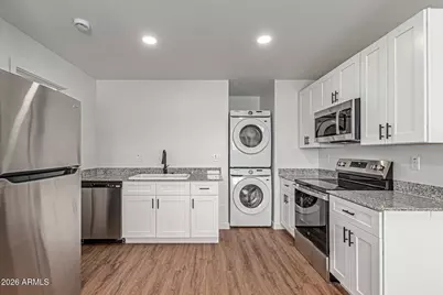 6618 S 22nd Place #2, Phoenix, AZ 85042 - Photo 1