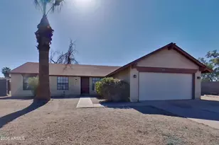 1010 W Blackhawk Dr, Phoenix, AZ 85027 - Photo 1