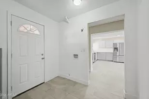 7113 W Vernon Ave, Phoenix, AZ 85035 - Photo 28