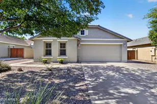 2560 W Mericrest Way, San Tan Valley, AZ 85144 - Photo 1