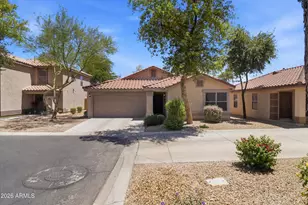 1365 S Wagon Wheel Ct, Chandler, AZ 85286 - Photo 1