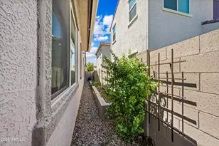 884 E Ladbroke Way, Gilbert, AZ 85297 - Photo 32