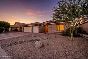 1050 W Cooley Dr, Gilbert, AZ 85233 - Photo 1