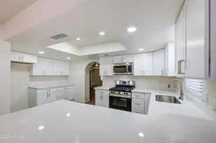 206 W Sunland Ave, Phoenix, AZ 85041 - Photo 1