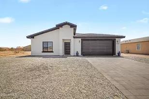 10094 W Mission Dr, Arizona City, AZ 85123 - Photo 1