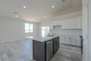 10112 W Carousel Dr, Arizona City, AZ 85123 - Photo 14