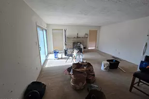 2431 W Crocus Dr, Phoenix, AZ 85023 - Photo 22