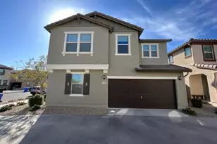 16668 W Sierra St, Surprise, AZ 85388 - Photo 1