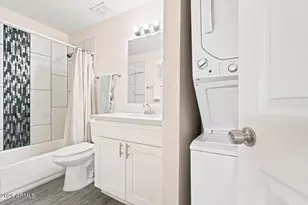 515 W Pebble Beach Dr, Tempe, AZ 85282 - Photo 38