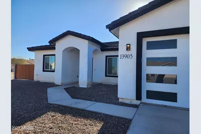 13905 S Avalon Road, Arizona City, AZ 85123 - Photo 1