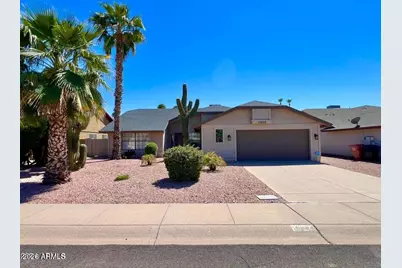10889 E Kalil Drive, Scottsdale, AZ 85259 - Photo 1