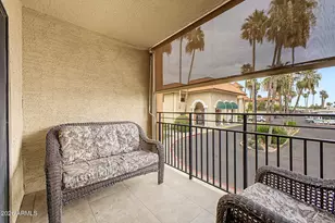10330 W Thunderbird Blvd, Sun City, AZ 85351 - Photo 22