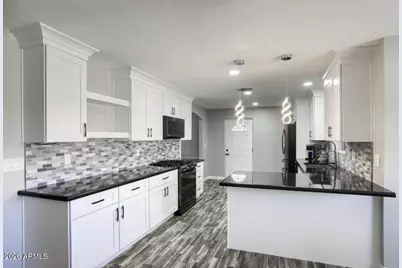 3038 W Charter Oak Road, Phoenix, AZ 85029 - Photo 1
