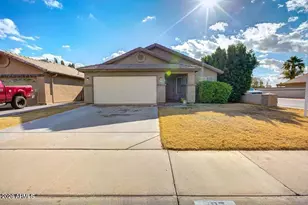197 W Oxford Ln, Gilbert, AZ 85233 - Photo 1