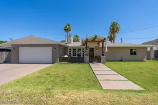 4244 E Patricia Jane Dr, Phoenix, AZ 85018 - Photo 1