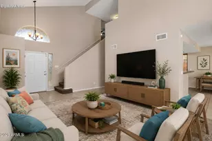 132 W Monona Dr, Phoenix, AZ 85027 - Photo 1