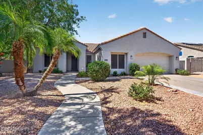 244 E Horseshoe Avenue, Gilbert, AZ 85296 - Photo 1